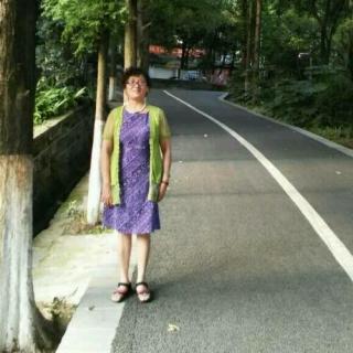 67岁丧偶女征婚照片(id:75683733)_四川成都征婚交友