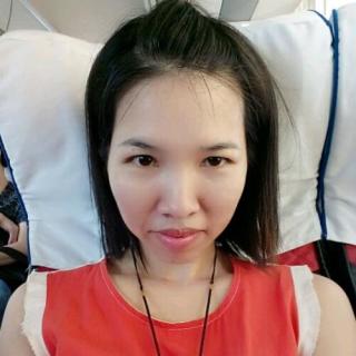 我是土生土长的惠州本地女生,习惯了广东的气候跟本土文化。以后我也想定居在广东。因为长期一个人在深圳工作终于学会了烧菜。因为平时工作蛮忙的再加上生活中一直没有遇到合适的所以现在还单着,也许有人会说我要求高,其实不是的,我喜欢另一半是个有品质的人,不要求他外表怎么高大上但人品一定要好。性格温和谦虚向上就够了。成熟稳重能够给我安全感,个人不喜欢大男子主义的男人。如果有觉得合适的请给我信息,上传了一些个人照都是近期的,希望谈一场一辈子不分离的恋爱,老了依然手牵手一起看夕阳,亲爱的你我来了,希望你尽快找到路不要迷路