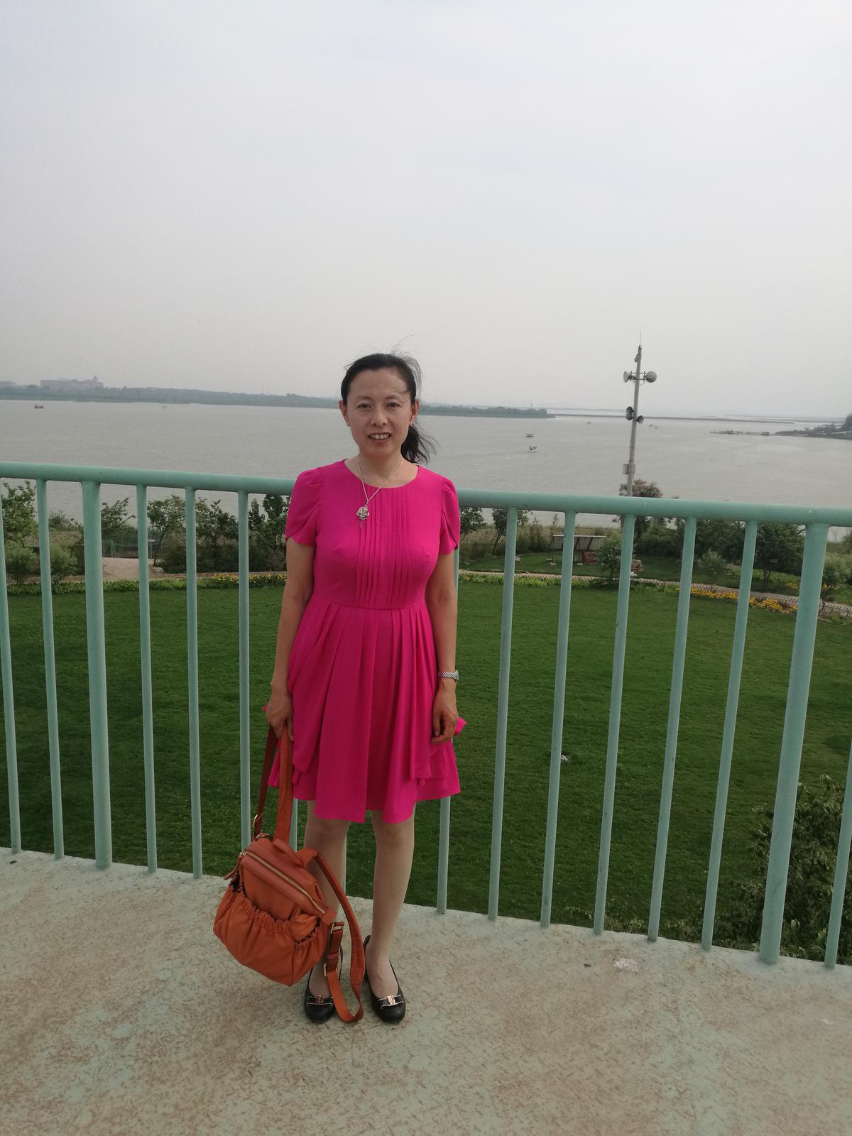 36岁离异女征婚照片(id:96649095)_河北衡水征婚交友