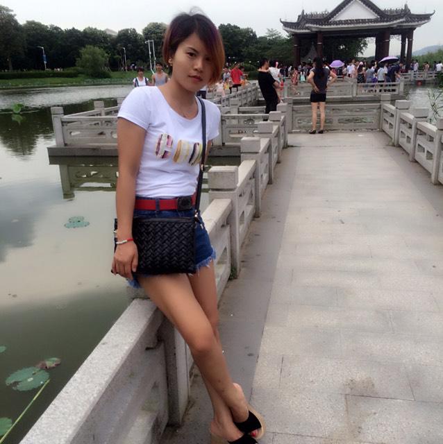 28岁离异女征婚照片(id:102984633)_广东东莞征婚交友