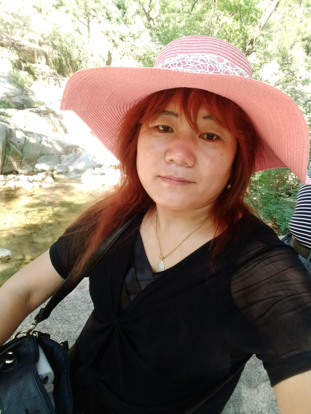 47岁离异女征婚照片(id:103219035)_山东淄博征婚交友