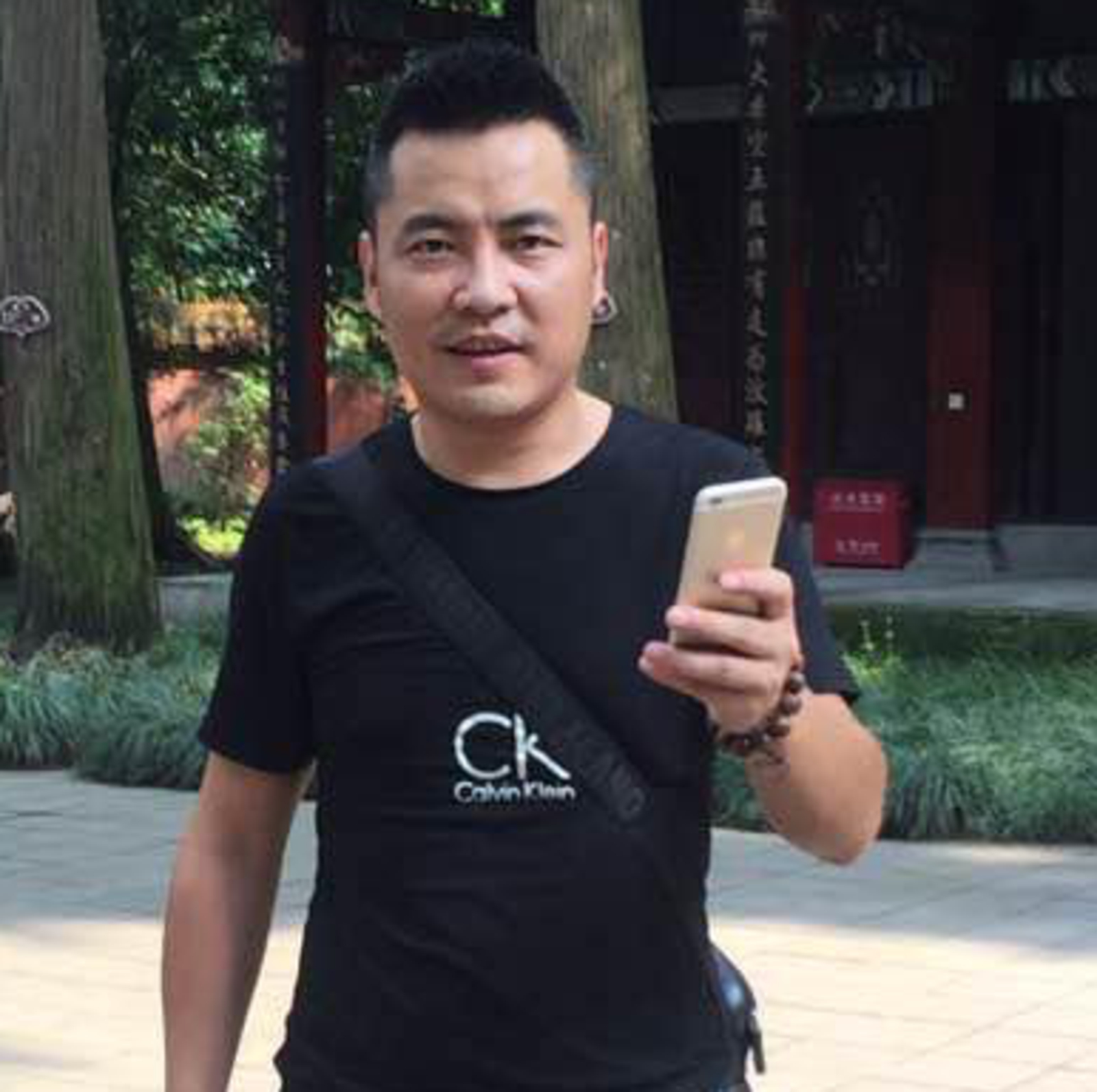 40岁离异男征婚照片(id:106964427)_四川成都征婚交友