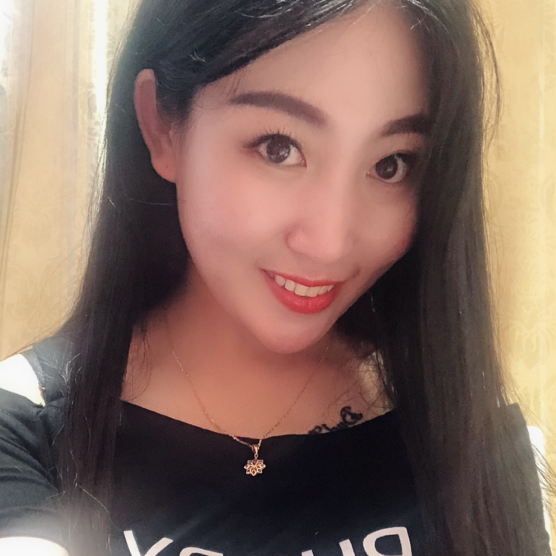 深秋的爱恋资料照片_山西忻州征婚交友_珍爱网