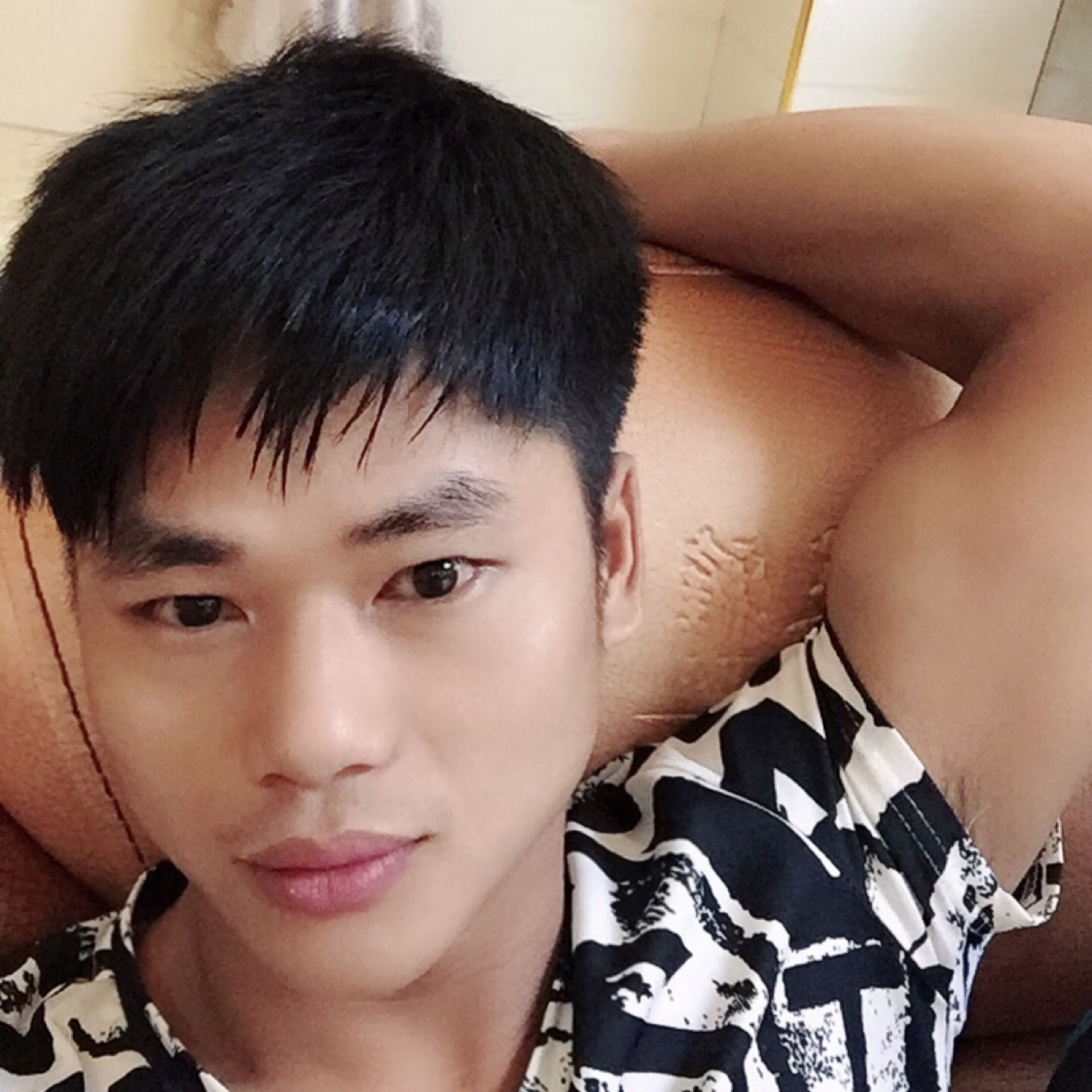 25岁未婚男征婚照片(id:1734114039)_广东肇庆征婚