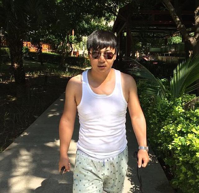 堕落吧,男人照片