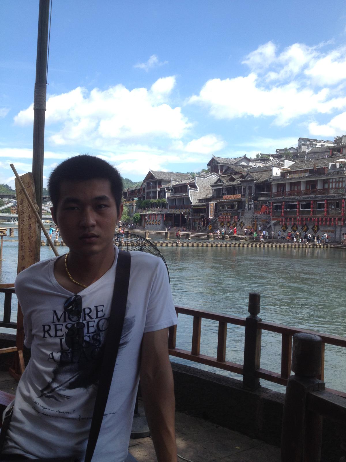 豪弟资料照片_广东揭阳征婚交友_珍爱网