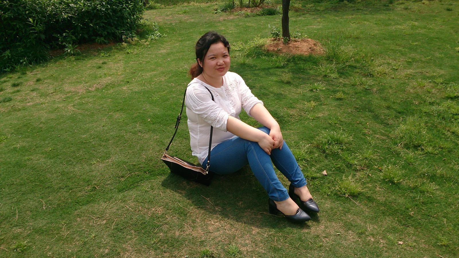 42岁未婚女征婚照片(id:67031571)_浙江杭州征婚交友_珍爱网