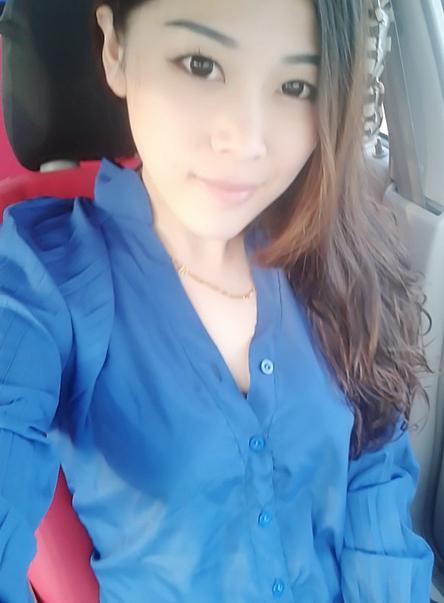 35岁离异女征婚照片(id:67444575)_湖北武汉征婚交友_珍爱网
