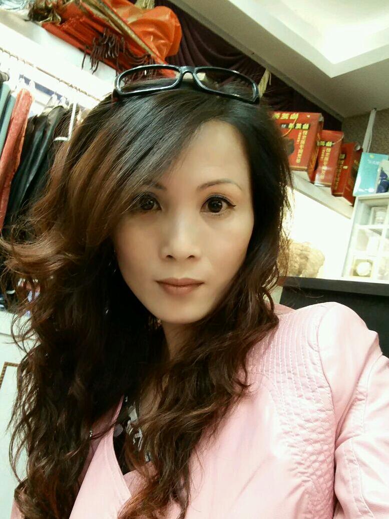 41歲離異女徵婚照片(id:71348595)_廣東珠海徵婚交友_珍愛網