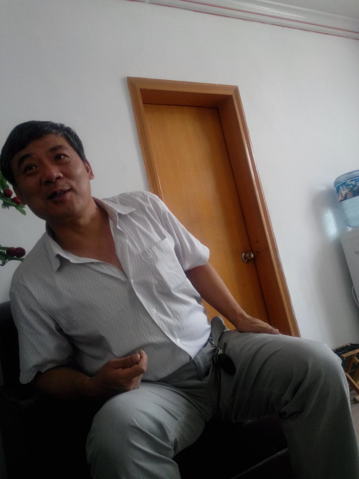 52岁离异男征婚照片(id:76705809)_山东临沂征婚交友_珍爱网