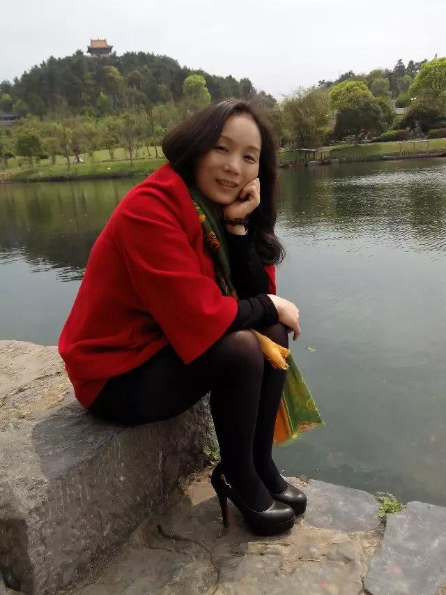 37岁离异女征婚照片(id:79495605)_广西桂林征婚交友_珍爱网