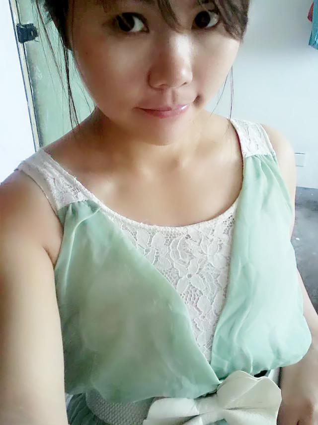 28岁离异女征婚照片(id:81460689)_上海征婚交友_珍爱网