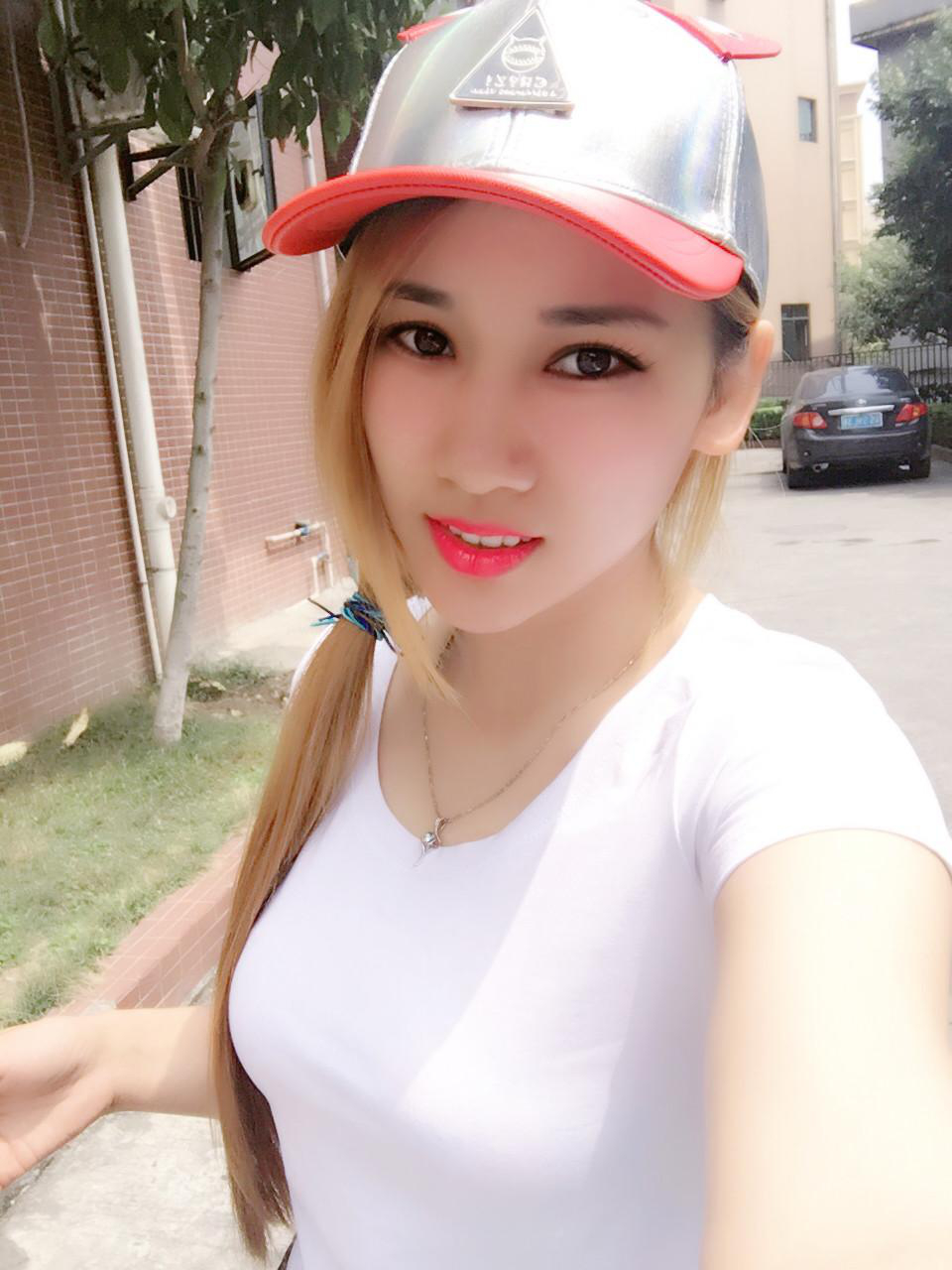 29岁未婚女征婚照片(id:90529569)_广东东莞征婚交友_珍爱网