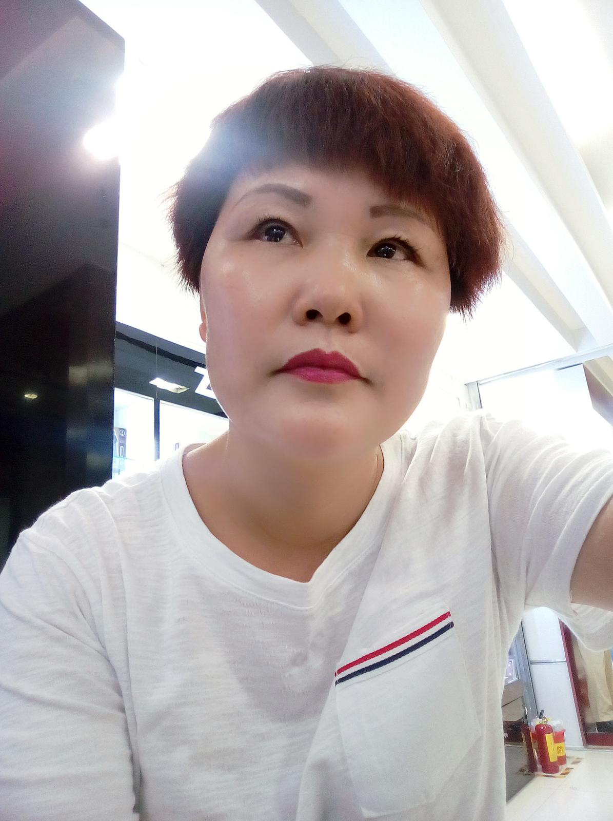 45岁离异女征婚照片(id:95320197)_广东深圳征婚交友_珍爱网