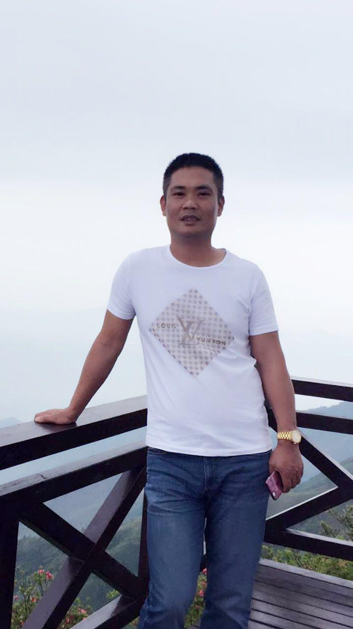 43岁离异男征婚照片(id:96637995)_湖南长沙征婚交友_珍爱网