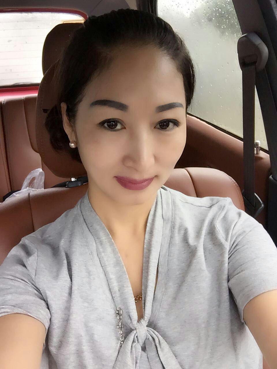 45岁离异女征婚照片(id:98649885)_浙江宁波征婚交友_珍爱网