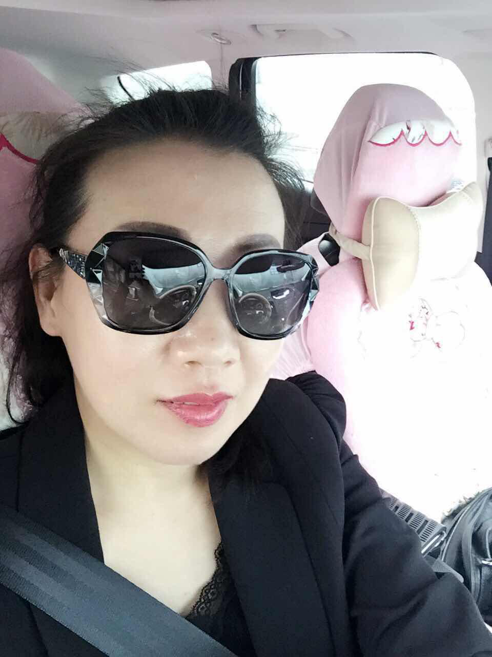50岁离异女征婚照片(id:99595839)_上海征婚交友_珍爱网