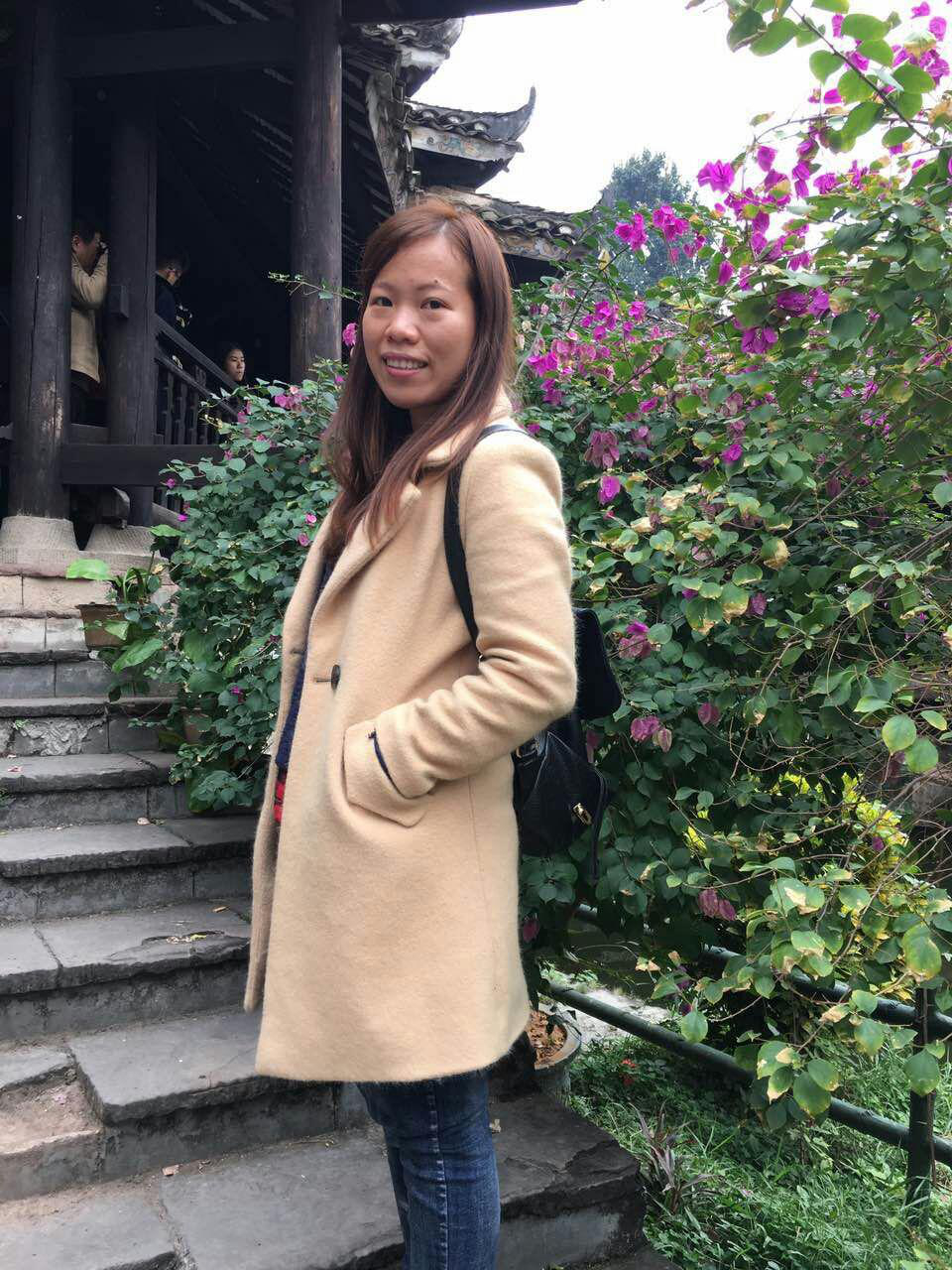 28岁未婚女征婚照片(id:100196247)_广西南宁征婚交友_珍爱网