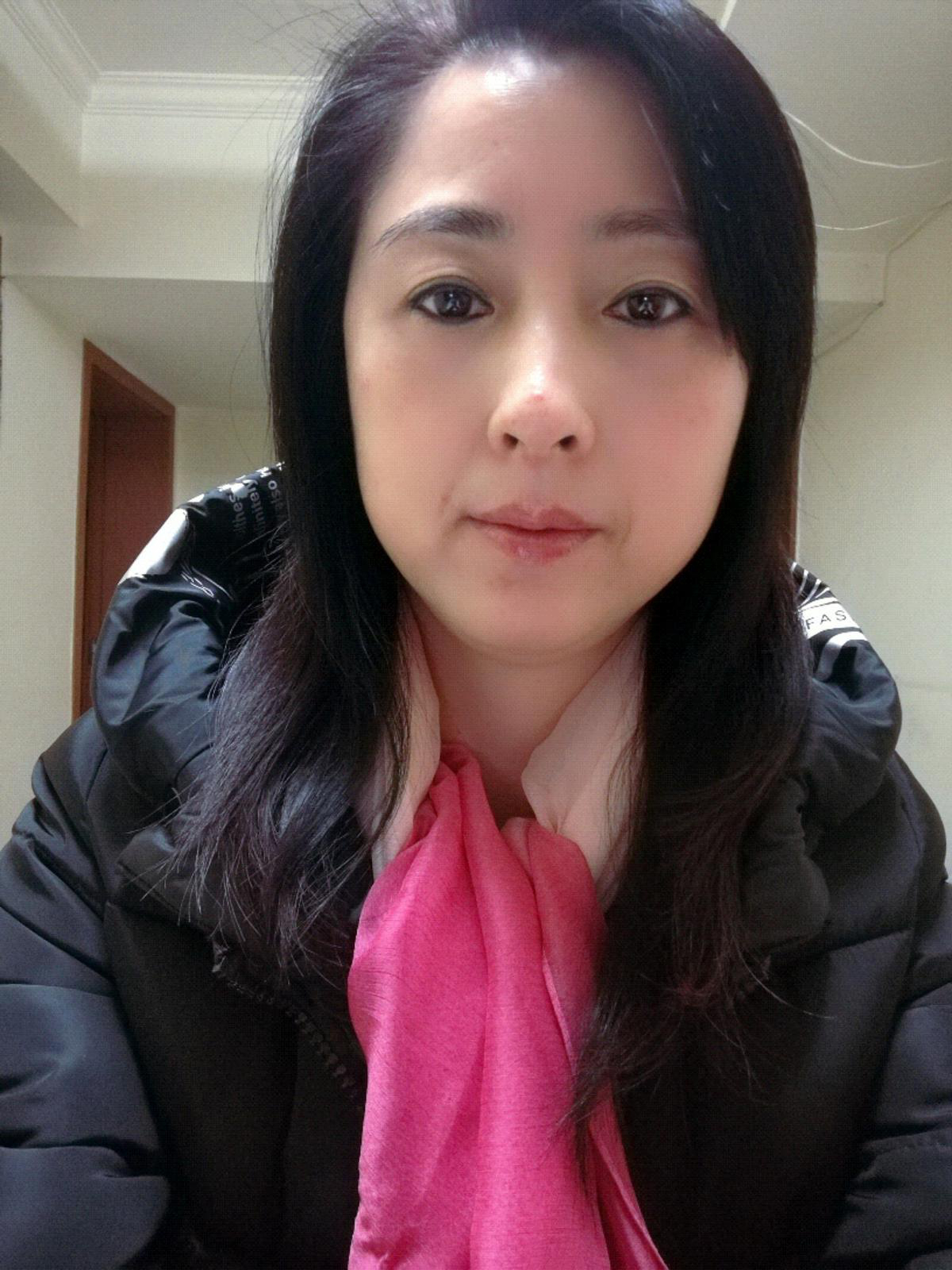 49岁女人征婚图片