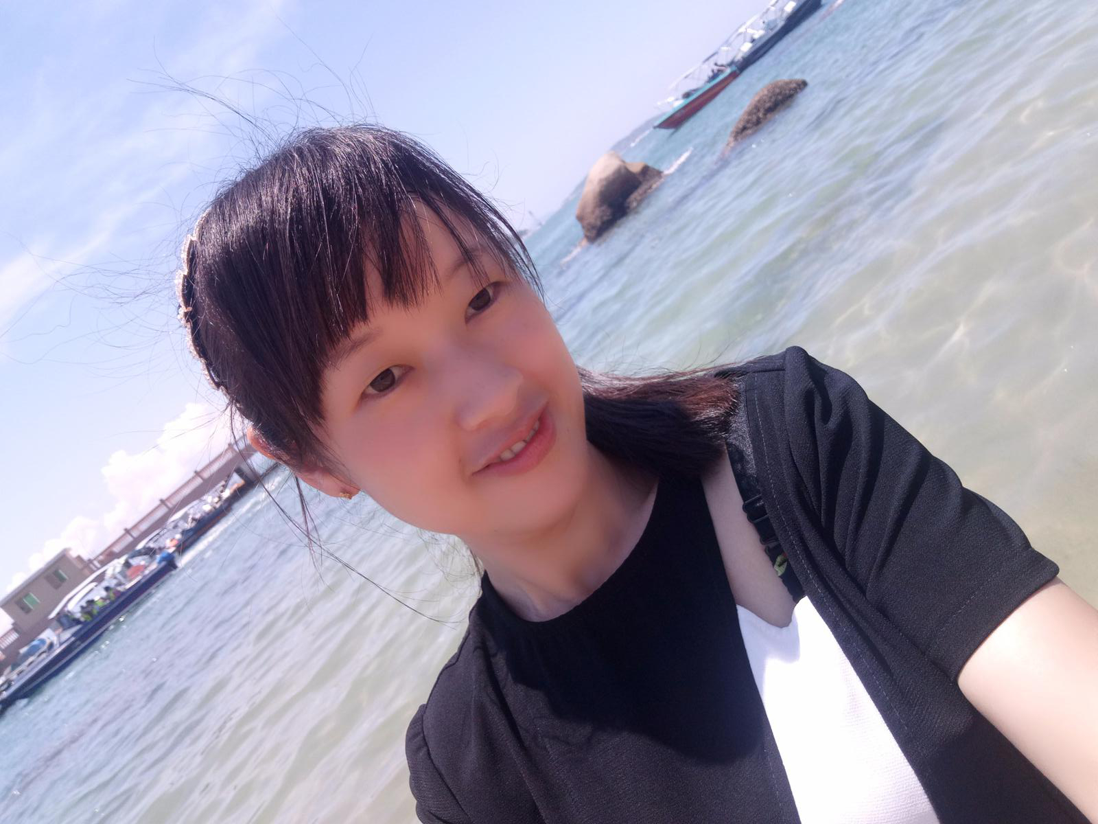 35岁离异女征婚照片(id:105265461)_广东东莞征婚交友_珍爱网