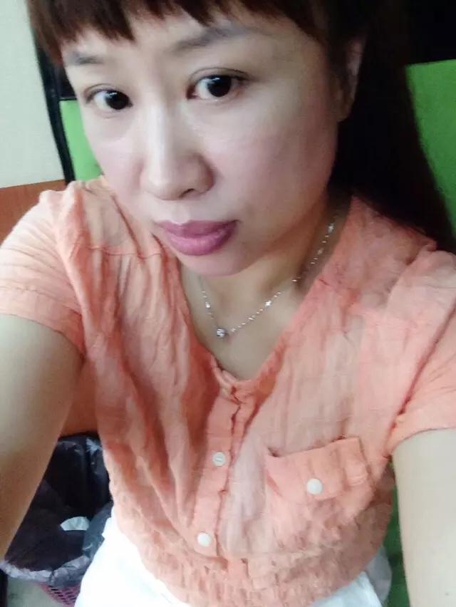 45岁离异女征婚照片(id:105296655)_广东惠州征婚交友_珍爱网