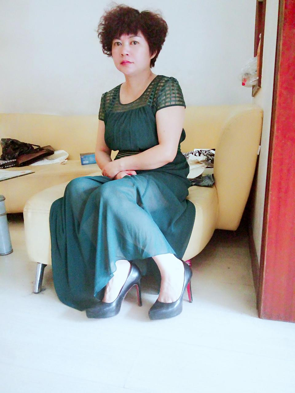 43岁离异女征婚照片(id:105557763)_河北石家庄征婚交友_珍爱网