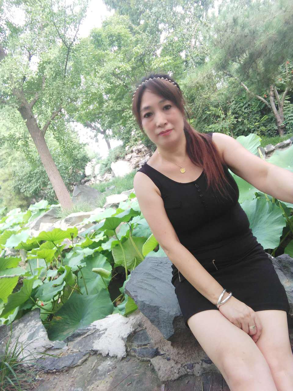 51岁离异女征婚照片(id:107432805)_北京征婚交友_珍爱网